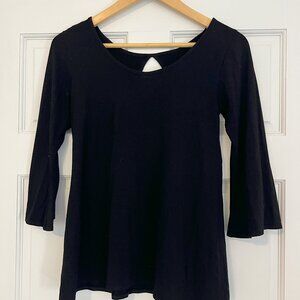 Salaam Keyhole Black 3/4 Sleeve Top